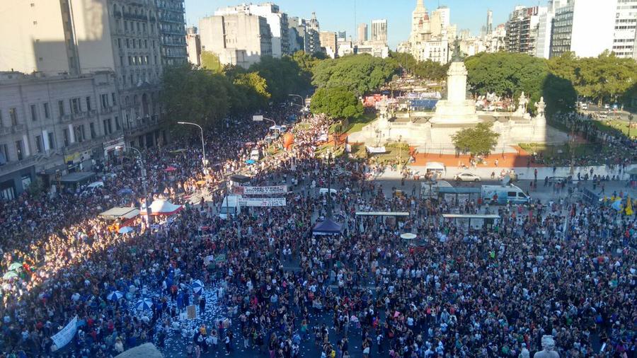 MARCHA 8M TERRAZA DEL CONGRESO by @matias_ortega