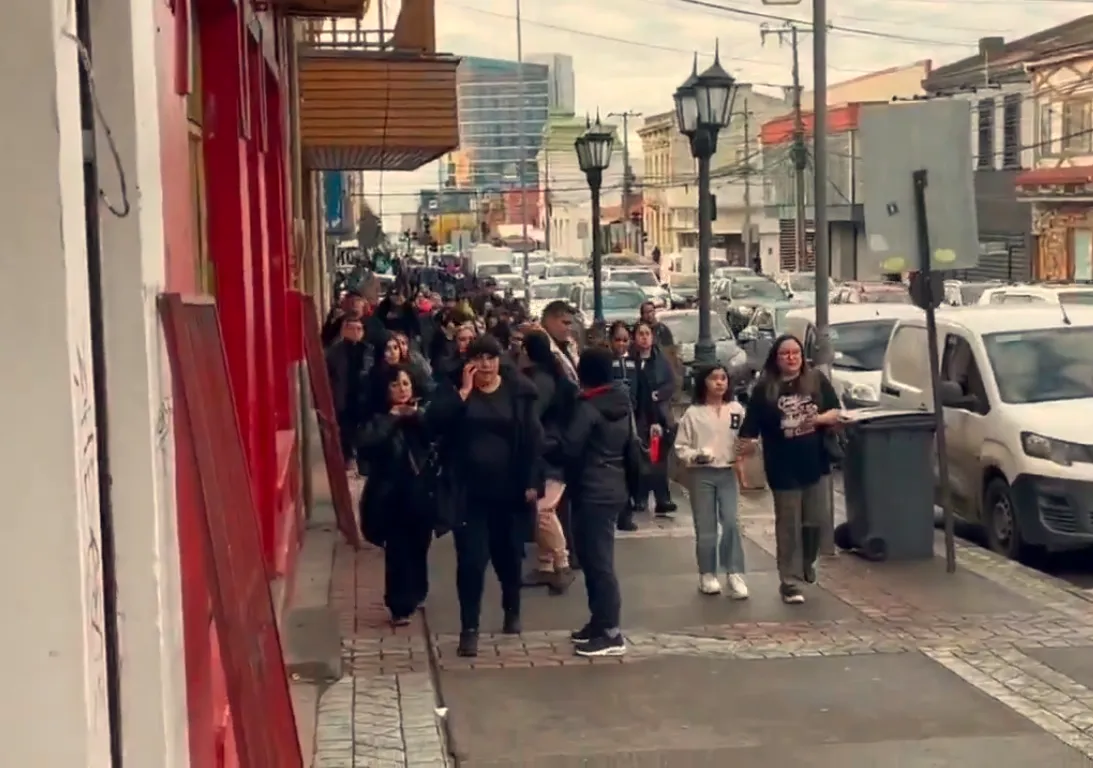Evacuación preventiva en el sur de Chile y Argentina por tsunami (captura)