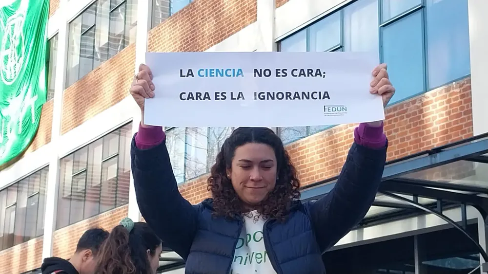 protesta frente al conicet
