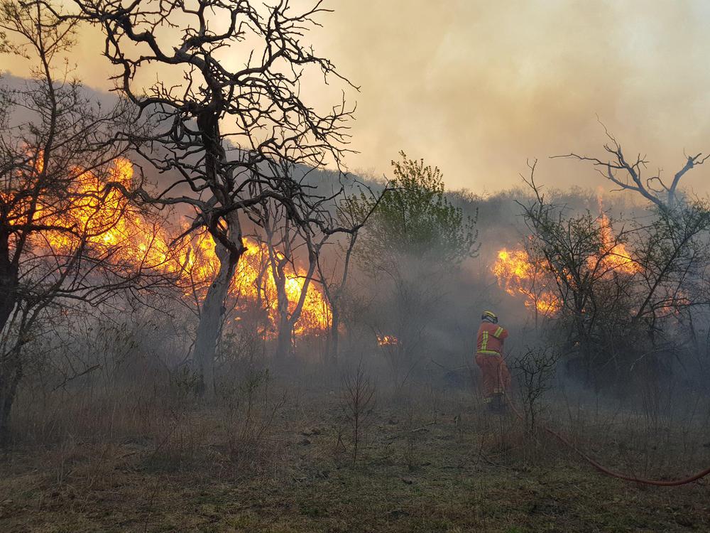 INcendios en las sierras by @gobdecba