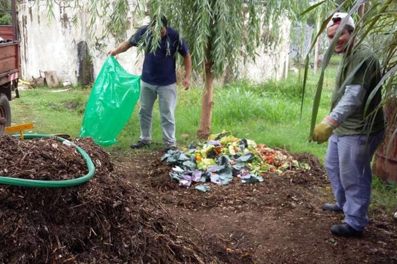 Reciclaje de residuos orgánicos UNC 4