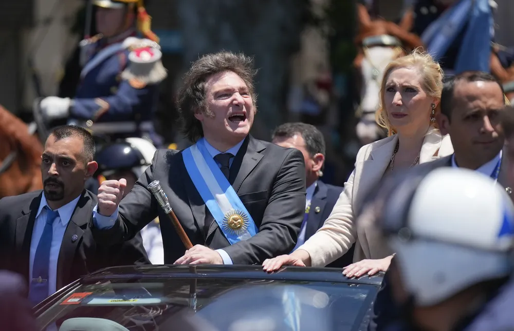 Javier Milei y Karina Milei by na