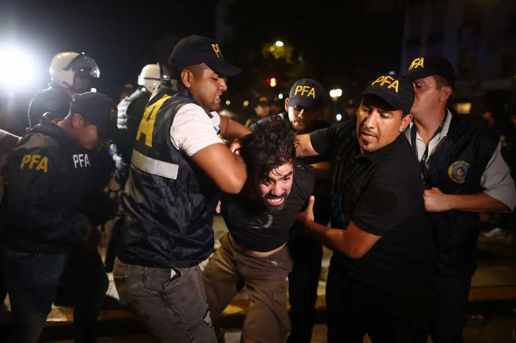 Incidentes en el Congreso NA