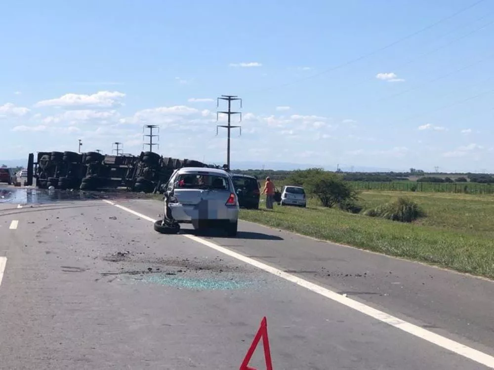 Accidente autopista by Periodismo Regional (Facebook)