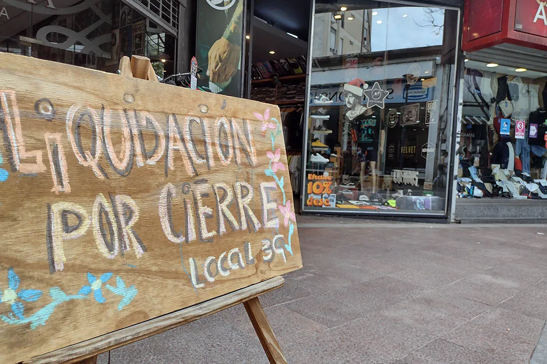 Comercios Crisis by LNM