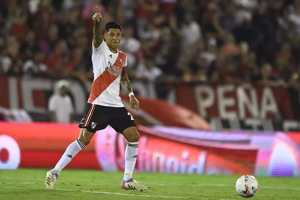 Enzo Pérez Roiver PLate