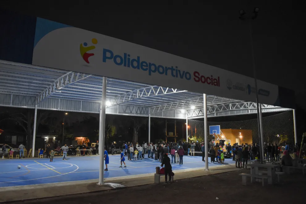 Poli