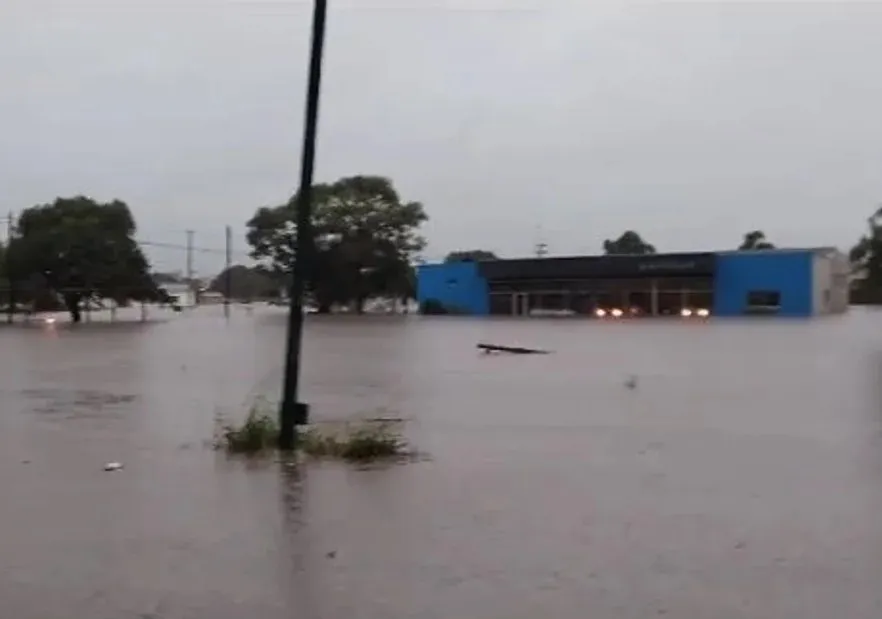 Inundación en La Para (Radio Belgrano Suardi El Periódico San Franisco)