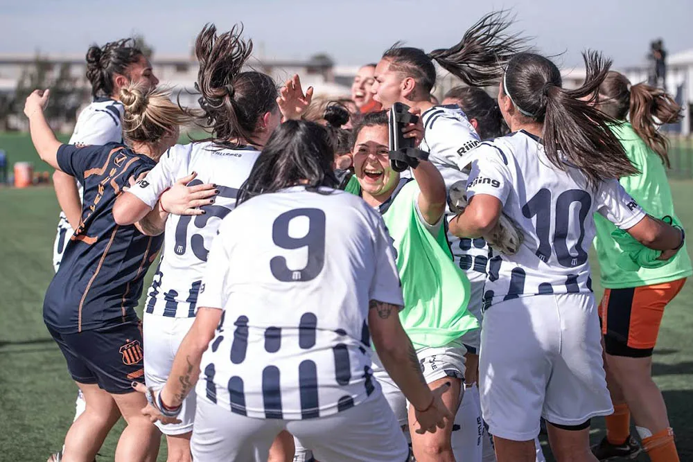 Talleres femenino T