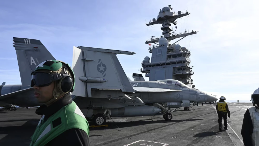 Portaaviones en el Carbe by ÚltimaHora