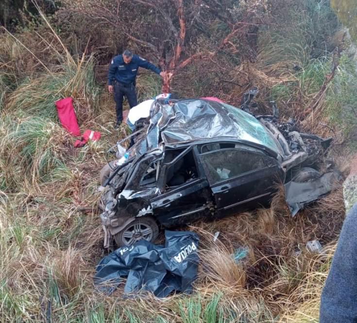 auto desbarrancado altas cumbres by Sucesos
