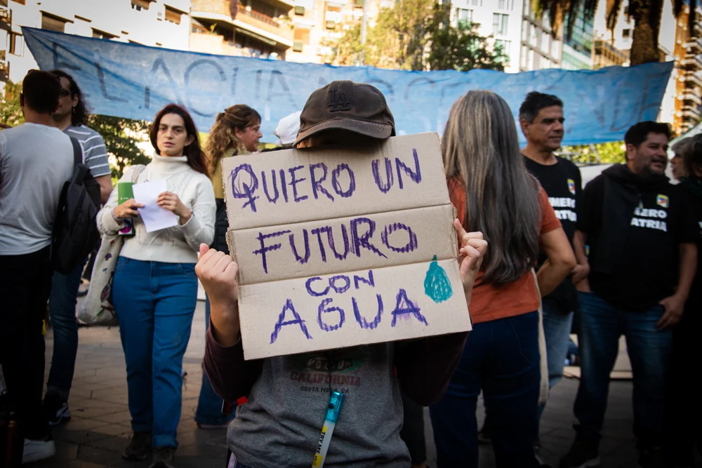 Actividad en defensa de los glaciares (Matilde Gudiño) 006