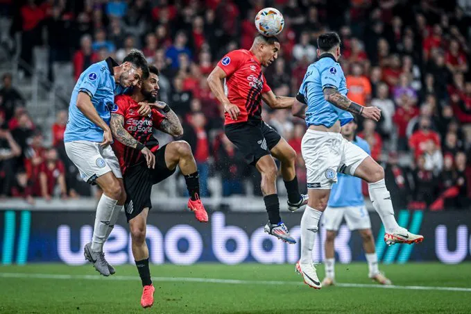 Paranaense-Belgrano-_Conmebol-Sudamericana_