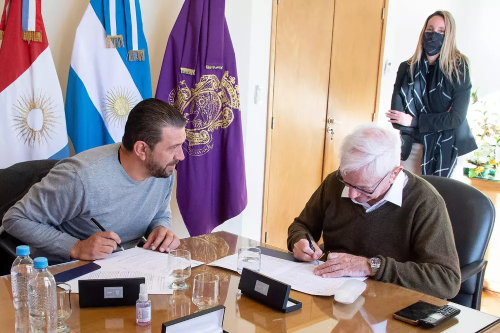 Firma acuerdo formación laboral AOITA y UNC 1