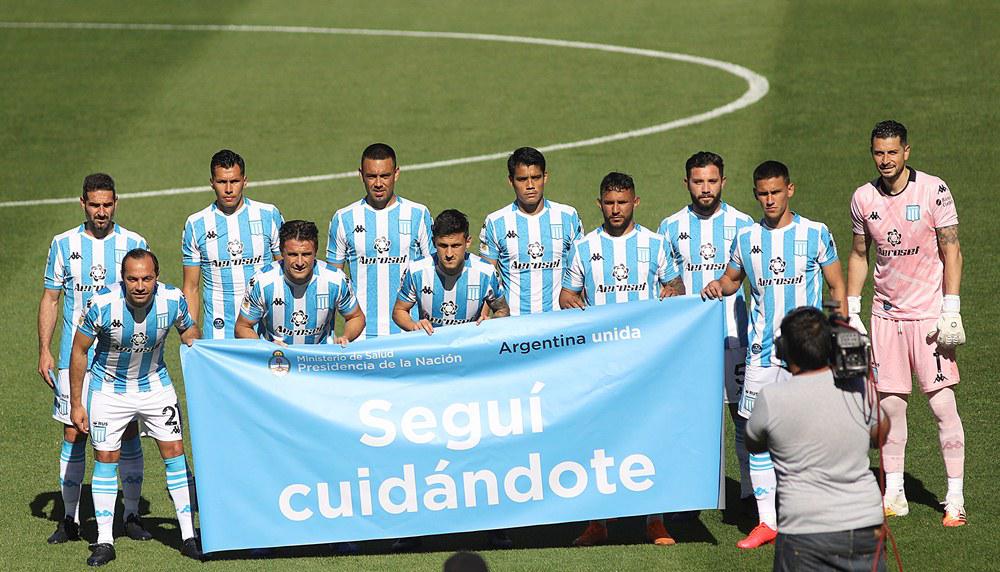 Racing goleado by Télam