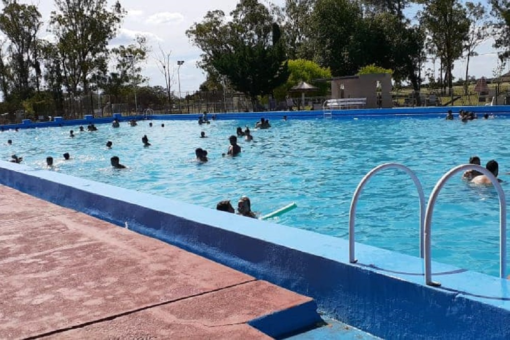 pileta municipal Balnearia by Muni Balnearia