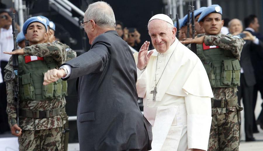 Papa en Perú foto Presidencia de Perú 2