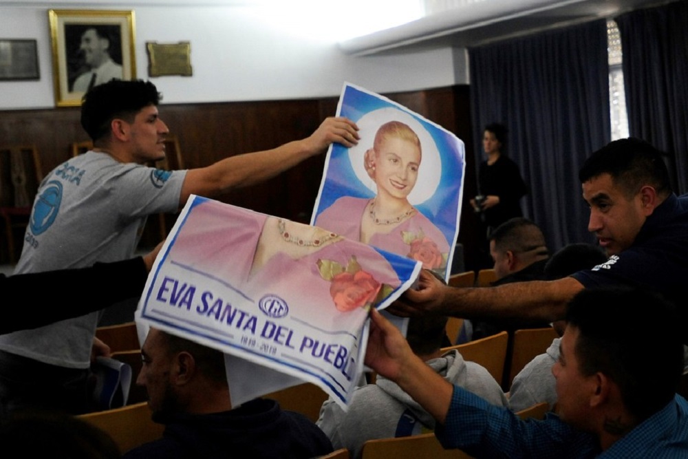Eva perón santa del pueblo by gentileza
