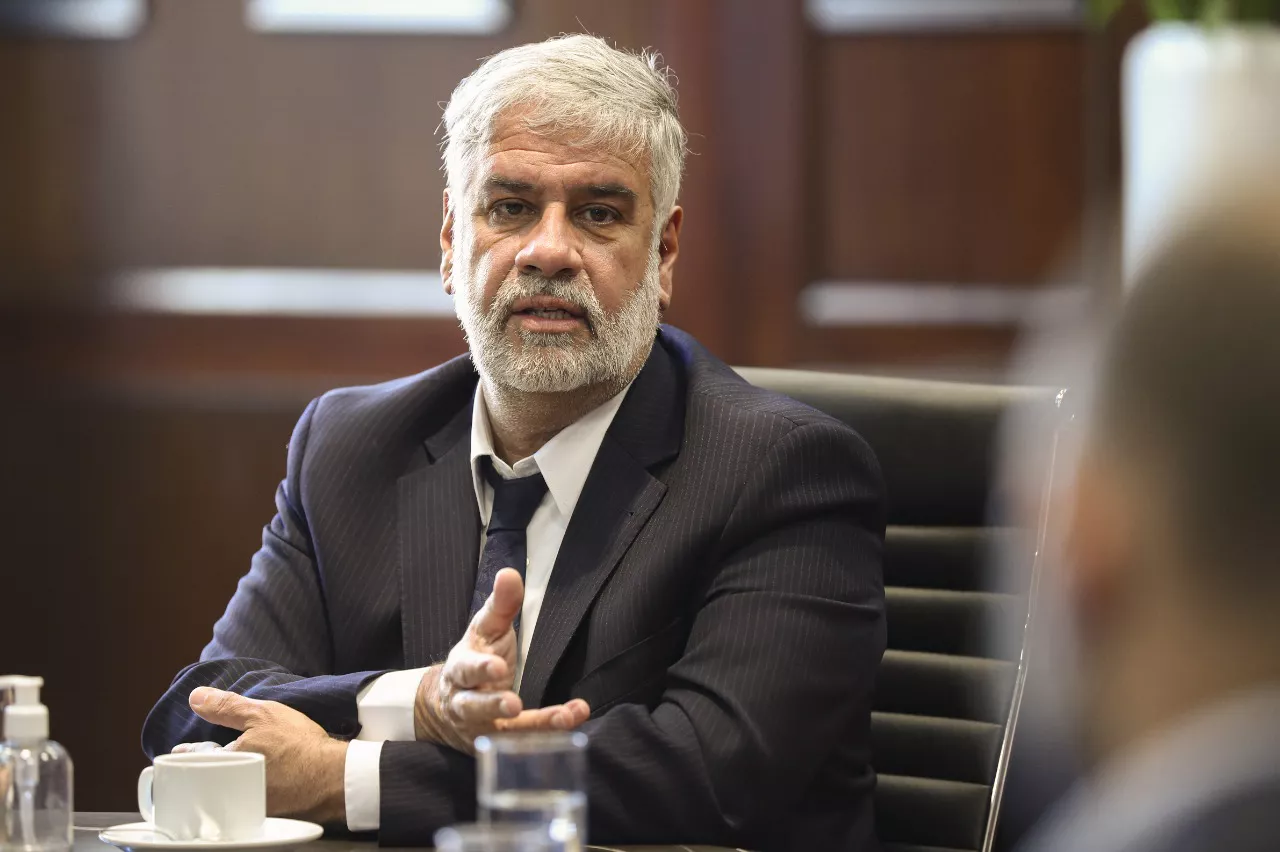 Roberto Feletti (NA)