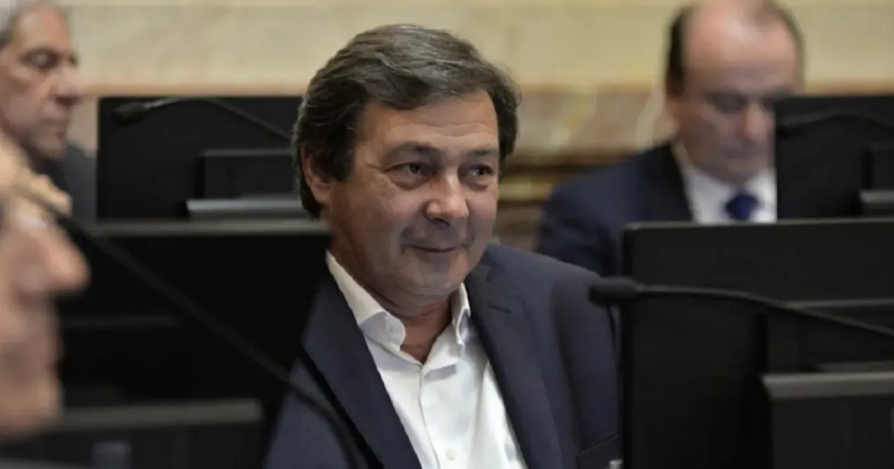 Senador Uñac by IP Noticias