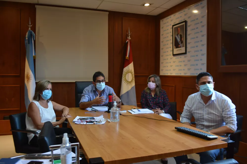 Autotest Cardozo y Barbás prensa Gobierno de Córdoba