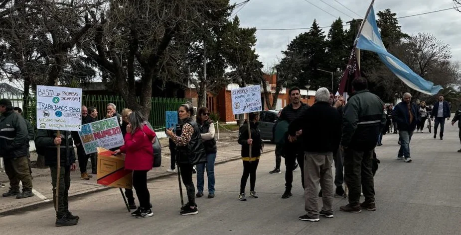 marcha en metaflor by Iván Serassio (Cable TV SRL)