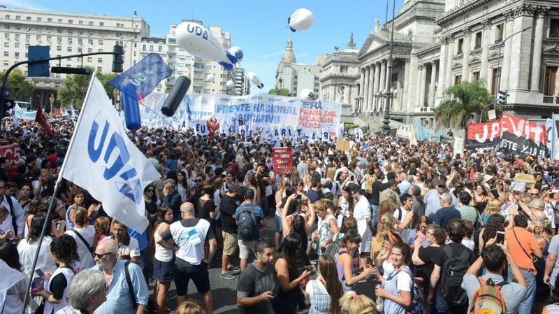 marcha docente 3