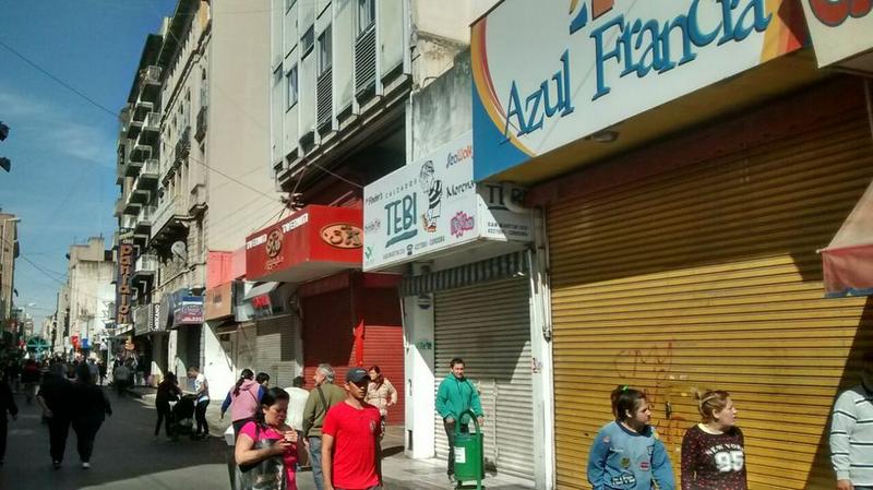 EMPLEADODECOMERCII
