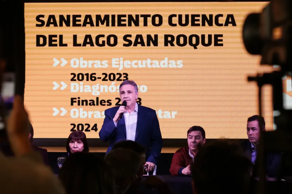 Llaryora saneamiento del San Roque by gentileza