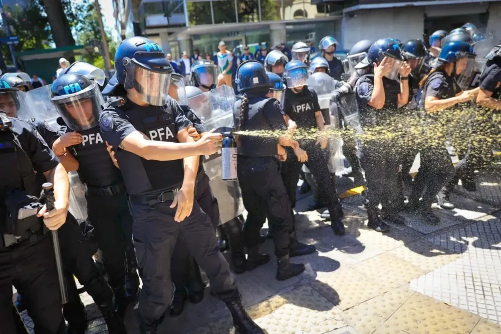 represión