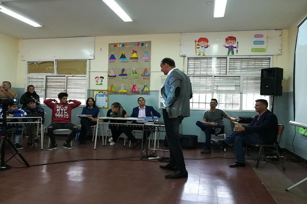 Miguel Siciliano en el aula II