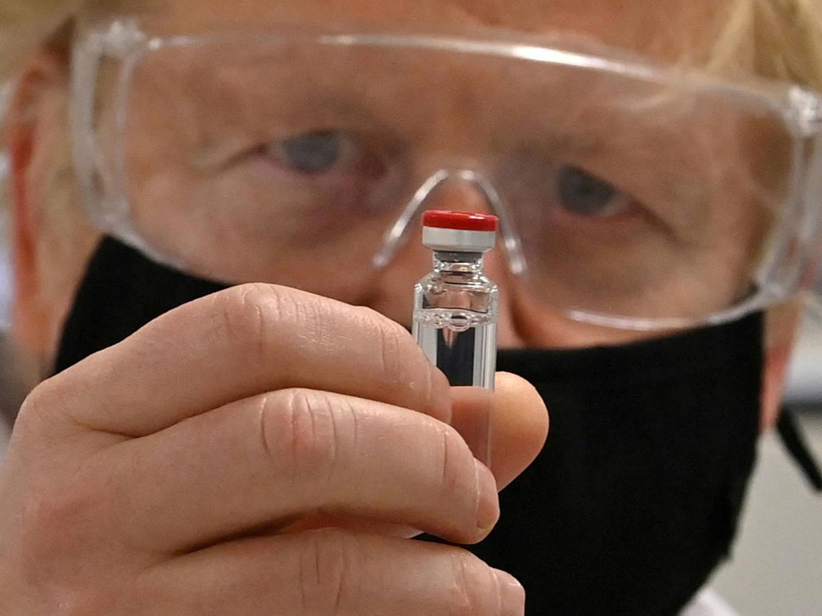 reino-unido-da-luz-verde-a-la-vacuna-de-oxford-y-astrazeneca-contra-el-coronavirus