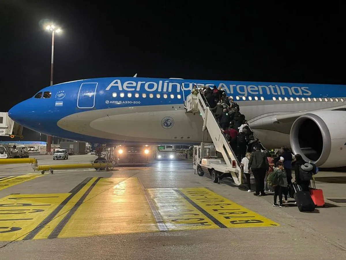 repatriados Tw santiago cafiero
