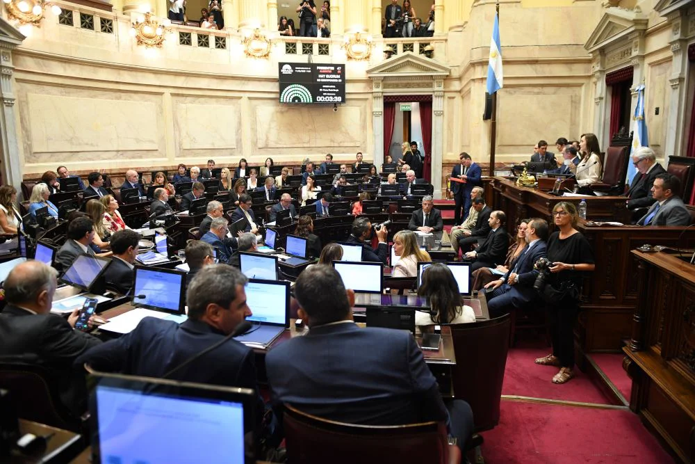 Sesion en el Senado by @Senado