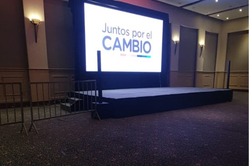 Bunker vacío Juntos por el cambio