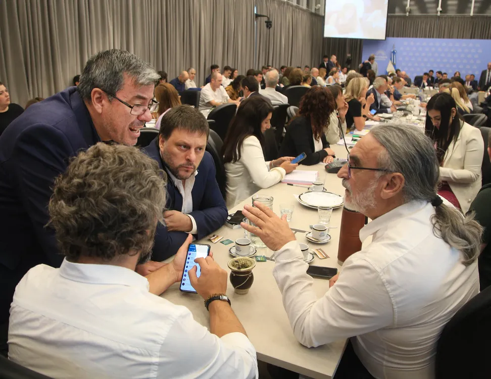 diputados comisión ley omnibus by na