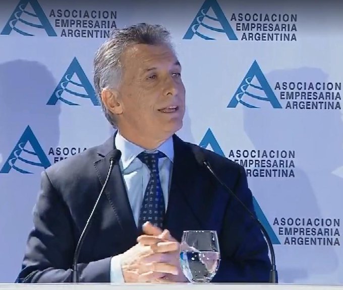 Macri sobre control de cambios by télam