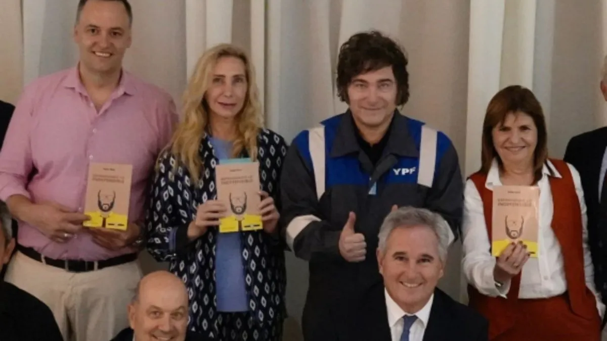 libro 2025 milei. jpg