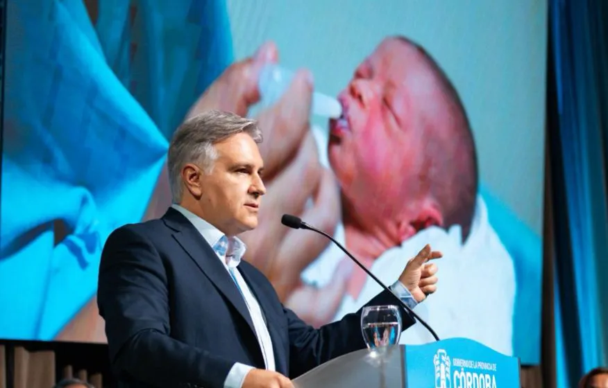 Llaryora en el acto de ampliación de camas de la Maternidad Provincial (Gobierno de Córdoba)