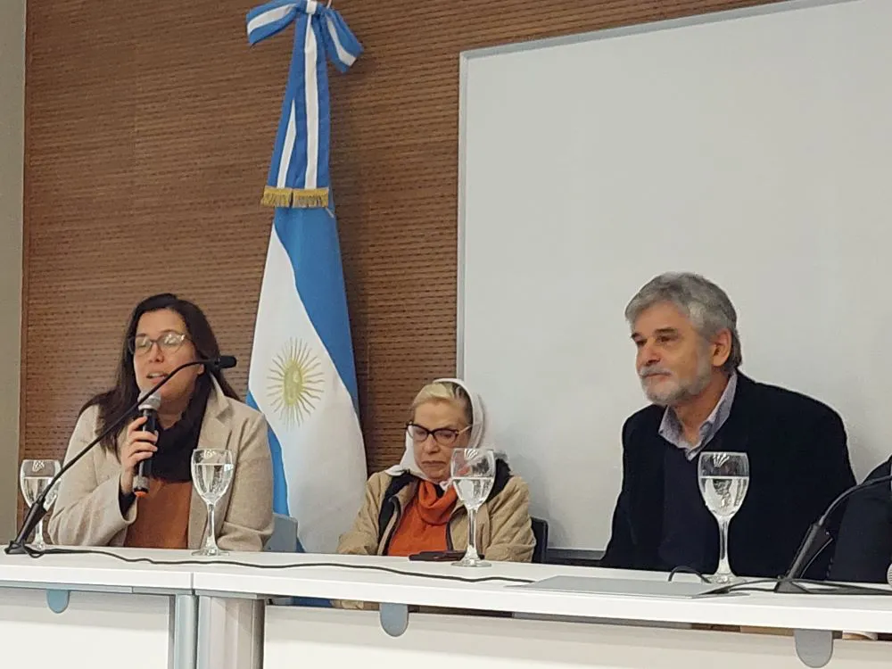 Filbus -Abuelas foto @abuelasdifusion
