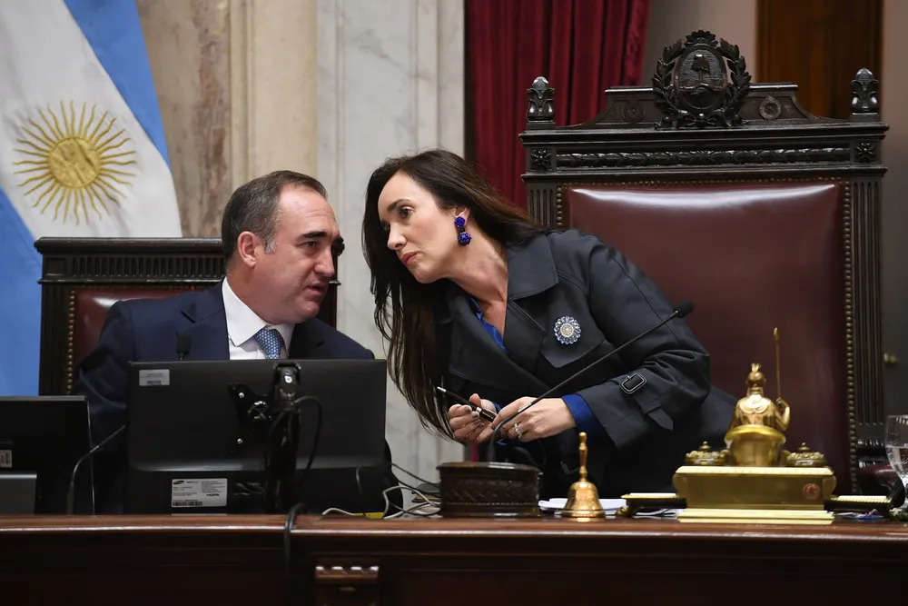 Senado by na