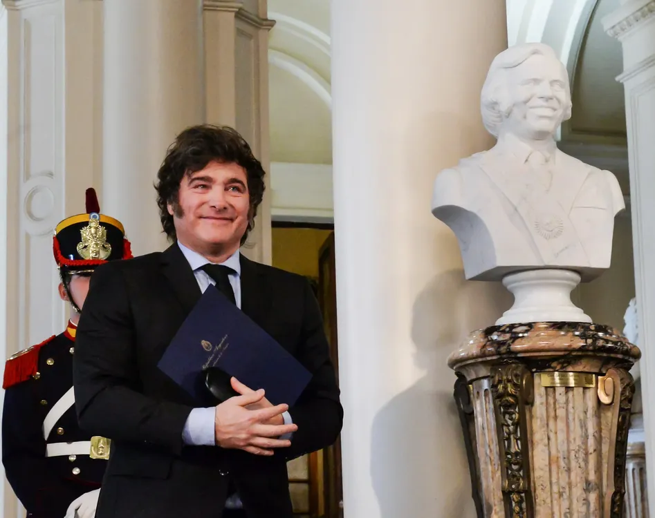 Homenaje de Milei a Carlos Menem (NA)