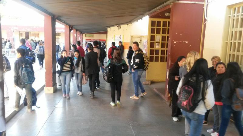 escuela tomada2