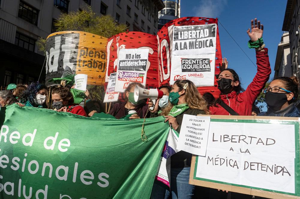 marcha por médica presa por ILE by Télam