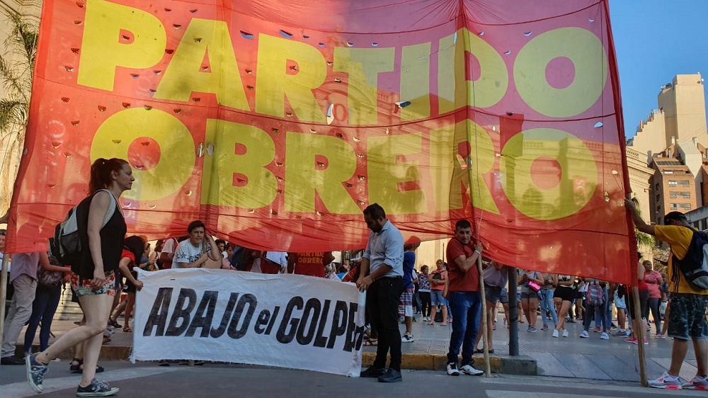 Marcha contra el golpe en Bolivia LNM