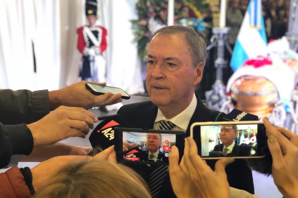 schiaretti en el velatorio de de la sota 2