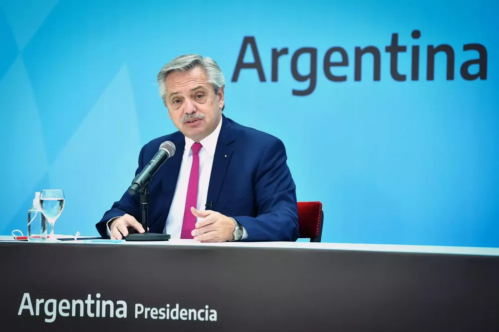 Alberto Fernández by na