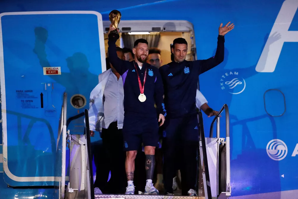 Messi y Scaloni by NA