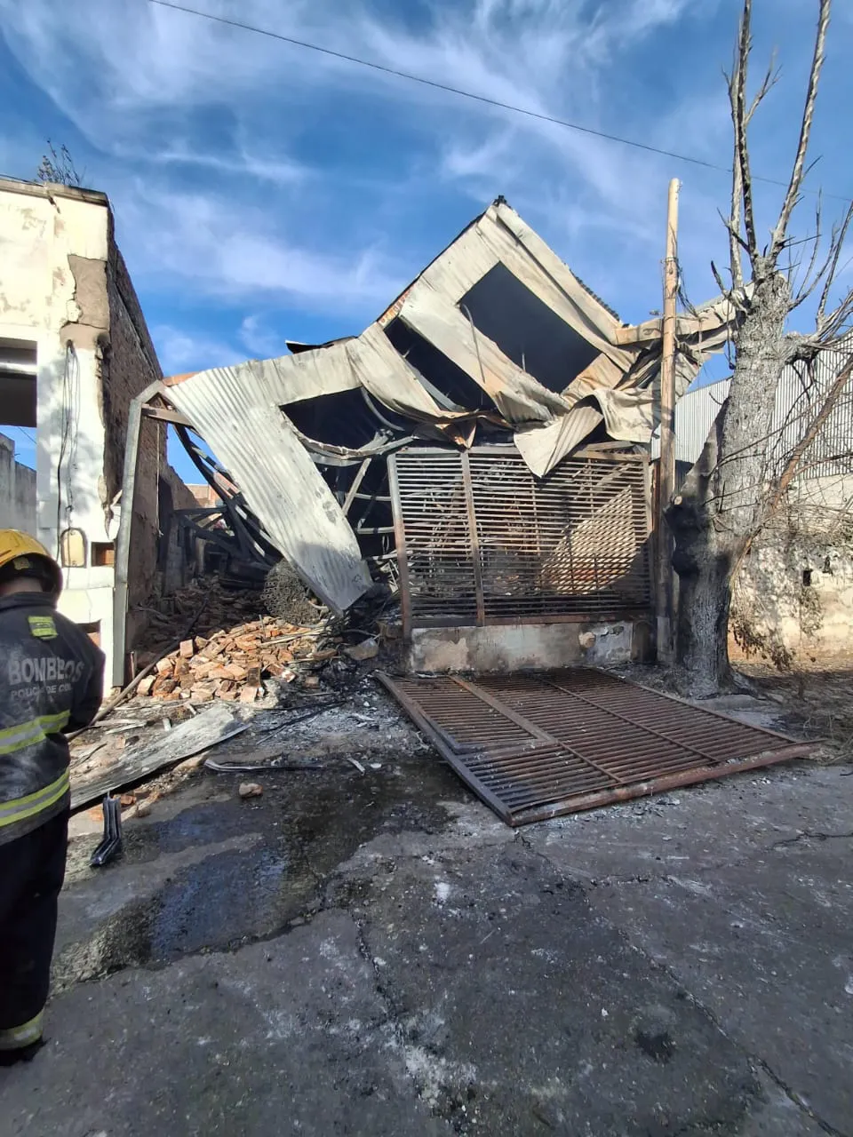 Incendio en una pensión de barrio San Martín (Policía)