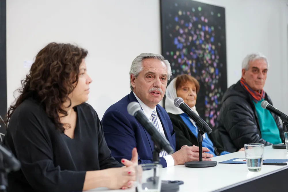 Alberto Fernández by NA
